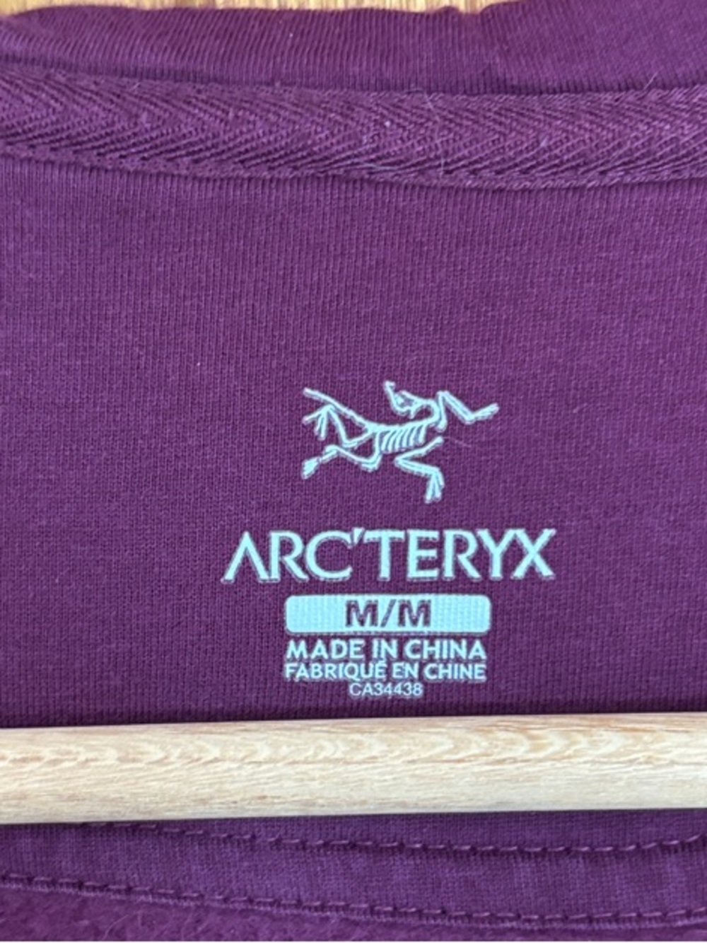 Arc'teryx Purple Full-Zip Hoodie with Maple Leaf Logo S/M - Picture 2 of 9